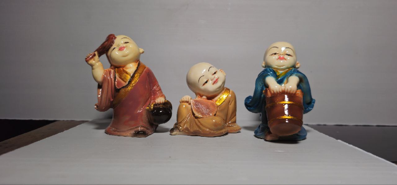 Decorative Balti Monk Figurines, Set of 3, Ceramic Balti Monk  Statues | Himalya Haridwar